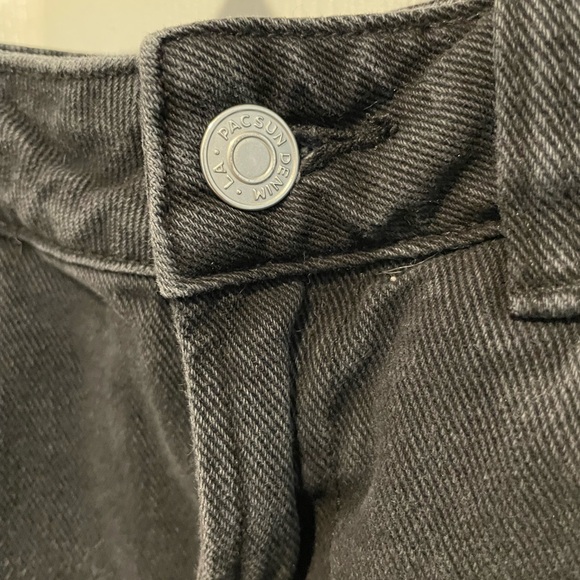 PacSun Distressed Mini Skirt - Black - 24 inch waist - Picture 5 of 8